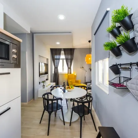 Harbour Lounge Apartment